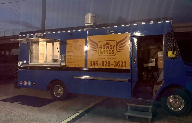 Howdy Wings food truck at 990 Rayford Rd